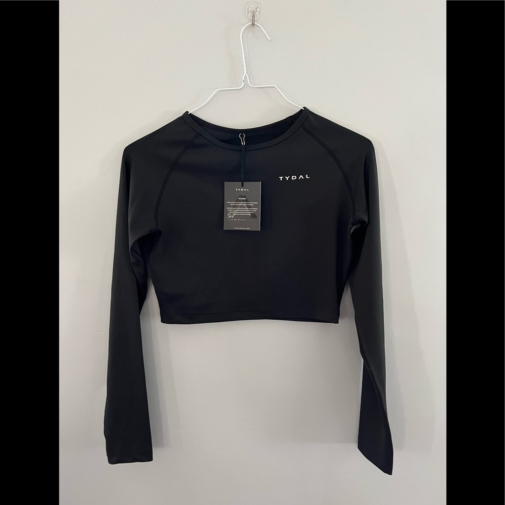 Tydal Wear Womens long sleeve workout crop top